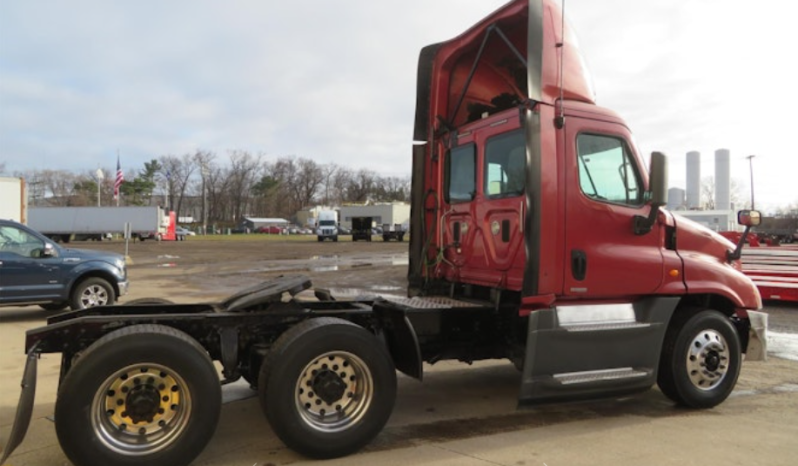 
								Used 2016 Freightliner Cascadia 125 Day Cab in Mattawan Míchigan full									