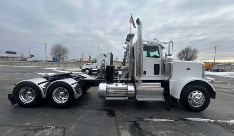 
								Used 2016 Peterbilt 389 Day Cab in Oklahoma City oklahoma full									