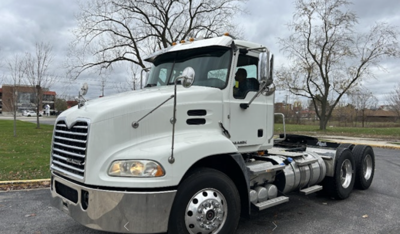 
								Used 2017 Mack CXU613 Day Cab in Elmhurst Illinois full									