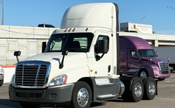 Used 2017 Freightliner Cascadia 125 Day Cab in Jacksonville Florida