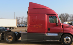 Used 2017 Freightliner Cascadia 125 Sleeper in Mattawan Míchigan