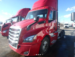 Used 2021 Freightliner Cascadia Day Cab in Willowbrook Illinois