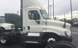 Used 2018 Freightliner Cascadia Day Cab in Pacific Washington