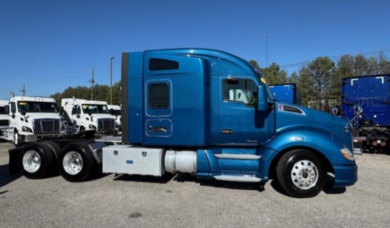 
								Used 2018 Kenworth T680 Sleeper in Birmingham Alabama full									