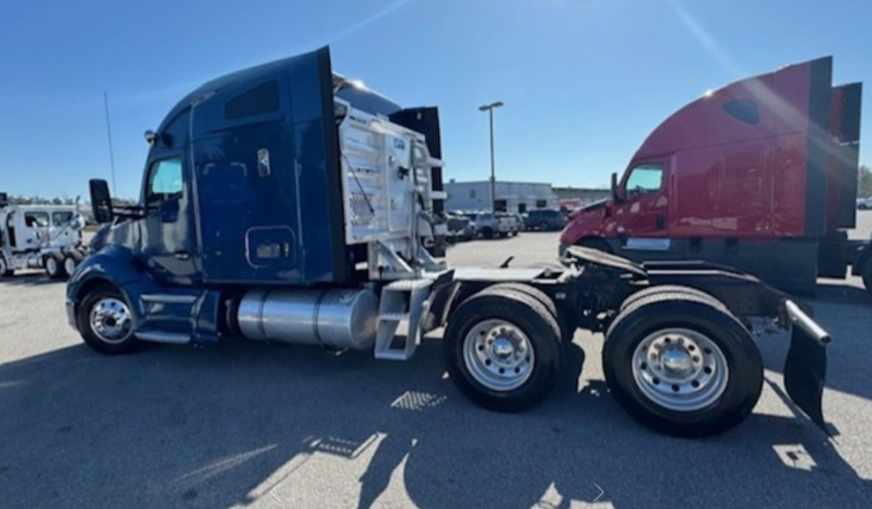 
								Used 2018 Kenworth T680 Sleeper in Birmingham Alabama full									