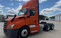 Used 2018 Freightliner CASCADIA 116 Day Cab in Council Bluffs Iowa