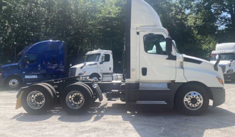 
								Used 2019 Freightliner Cascadia 126 Day Cab in Greensboro North Carolina full									