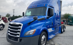 Used 2020 Freightliner Cascadia 126 Sleeper in Greensboro North Carolina