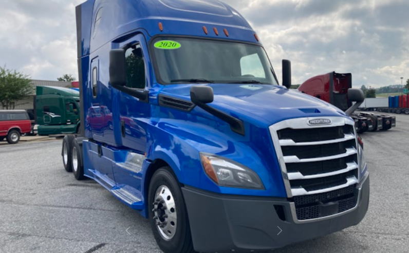 
								Used 2020 Freightliner Cascadia 126 Sleeper in Greensboro North Carolina full									