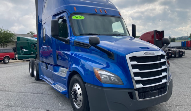 
								Used 2020 Freightliner Cascadia 126 Sleeper in Greensboro North Carolina full									