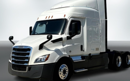 Used 2020 Freightliner CASCADIA 116 Sleeper in Memphis Tennessee