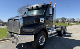 Used 2022 Western Star 49X Day Cab in Houston Texas