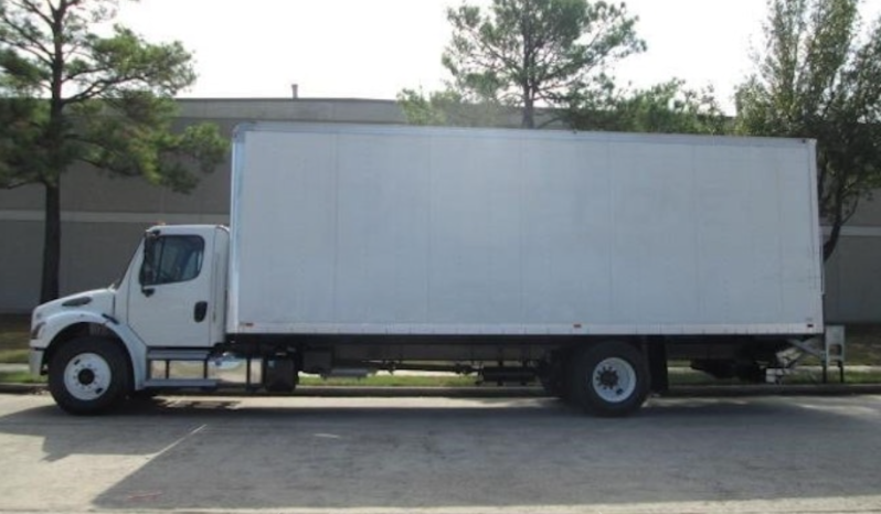 
								Used 2022 Freightliner BUSINESS CLASS M2 106 Box Truck in Houston Texas full									