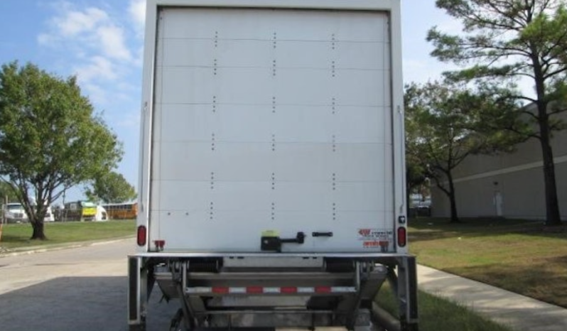 
								Used 2022 Freightliner BUSINESS CLASS M2 106 Box Truck in Houston Texas full									