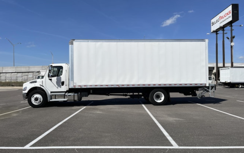 
								Used 2023 Freightliner BUSINESS CLASS M2 106 Box Truck in Jacksonville Florida full									