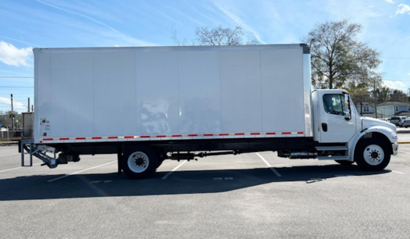 
								Used 2023 Freightliner BUSINESS CLASS M2 106 Box Truck in Jacksonville Florida full									
