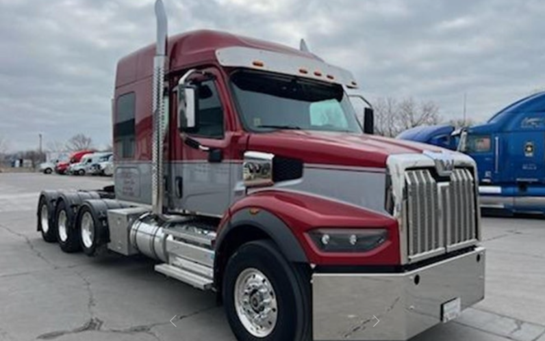 
								Used 2024 Western Star 49X Sleeper in Council Bluffs Iowa full									