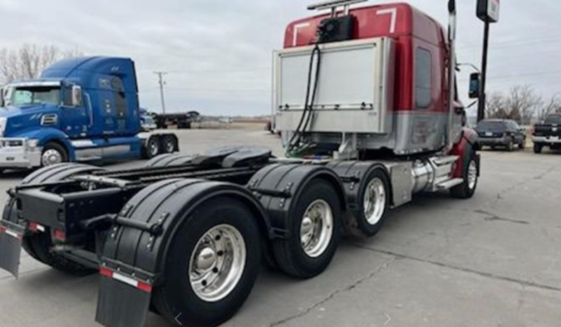 
								Used 2024 Western Star 49X Sleeper in Council Bluffs Iowa full									
