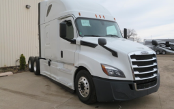 Used 2018 Freightliner Cascadia 126 Sleeper in Mattawan Míchigan