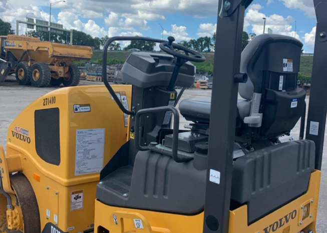 
								New 2023 Volvo DD25B Construction Equipment in Davie Florida full									