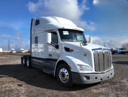 Used 2021 Peterbilt 579 Sleeper in Bakersfield California