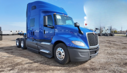 Used 2022 International LT Sleeper in Bakersfield California