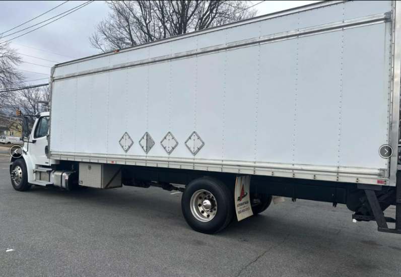 
								Used 2012 Freightliner BUSINESS CLASS M2 106 Reefer Truck in Belleville New Jersey full									