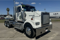 Used 2019 Western Star 4900SF Day Cab in Fresno California