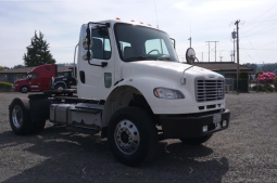 Used 2014 Freightliner M2106 Day Cab in Pacific Washington