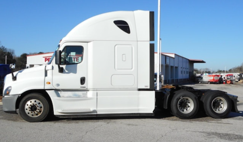 
								Used 2015 Freightliner Cascadia 125 Sleeper in Jefferson Georgia full									