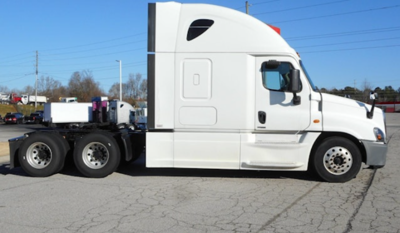 
								Used 2015 Freightliner Cascadia 125 Sleeper in Jefferson Georgia full									