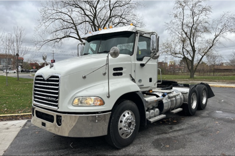 
								Used 2017 Mack CXU613 Day Cab in Elmhurst Illinois full									