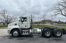 Used 2017 Mack CXU613 Day Cab in Elmhurst Illinois