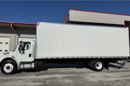 Used 2018 Freightliner BUSINESS CLASS M2 106 Box Truck in Jefferson Ohio