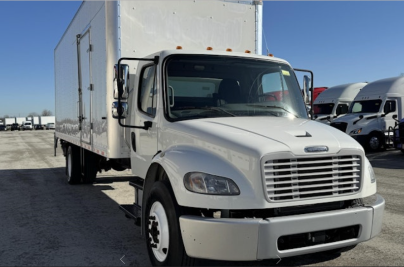 
								Used 2018 Freightliner BUSINESS CLASS M2 106 Box Truck in Jefferson Ohio full									