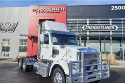 Used 2019 Freightliner 122SD Day Cab in Council Bluffs Iowa