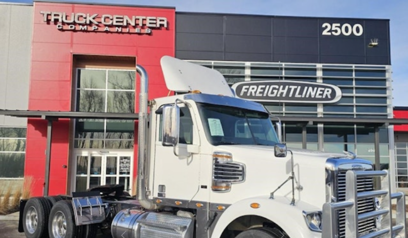 
								Used 2019 Freightliner 122SD Day Cab in Council Bluffs Iowa full									