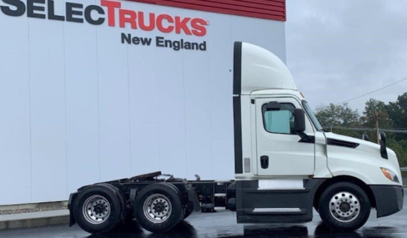 
								Used 2019 Freightliner Cascadia 126 Day Cab in Shrewsbury Massachusetts full									