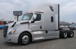 Used 2019 Freightliner Cascadia Sleeper in Pacific Washington