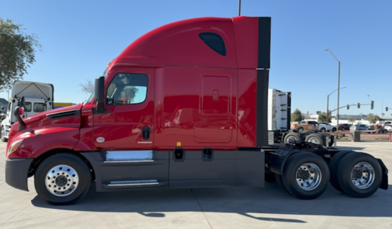 
								Used 2020 Freightliner Cascadia 126SLP Sleeper in Tolleson Arizona full									