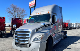 Used 2020 Freightliner Cascadia 126SLP Sleeper in Greensboro North Carolina