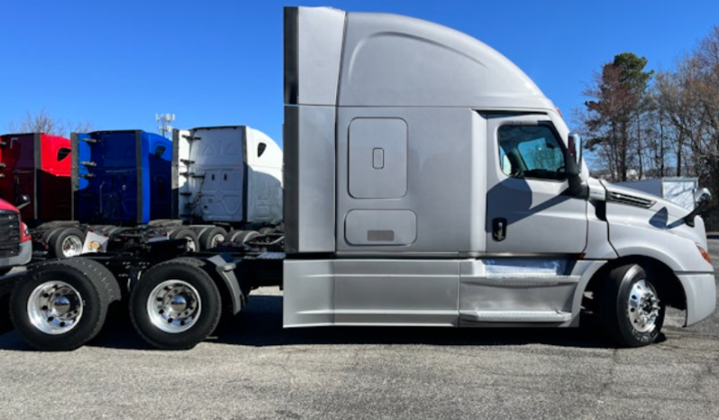 
								Used 2020 Freightliner Cascadia 126SLP Sleeper in Greensboro North Carolina full									