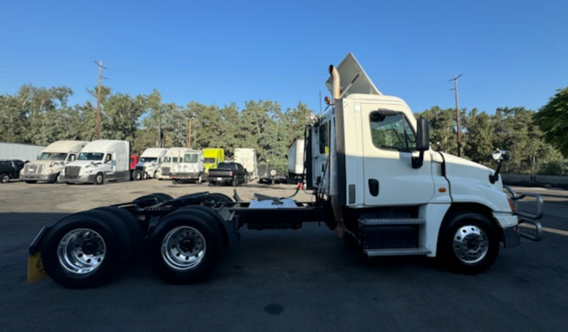 
								Used 2020 Freightliner Cascadia 125 Day Cab in Fontana California full									