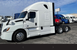 Used 2020 Freightliner Cascadia 126 Sleeper in Louisville Kentucky