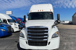 Used 2020 Freightliner Cascadia 126 Sleeper in Louisville Kentucky