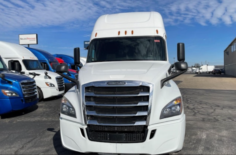 
								Used 2020 Freightliner Cascadia 126 Sleeper in Louisville Kentucky full									