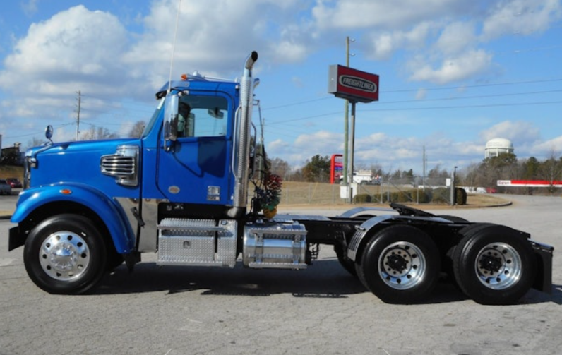 
								Used 2020 Freightliner CORONADO 122 SD Day Cab in Jefferson Georgia full									