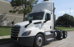 Used 2020 Freightliner Cascadia 126 Day Cab in Houston Texas