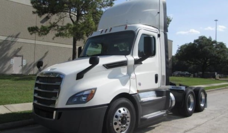 
								Used 2020 Freightliner Cascadia 126 Day Cab in Houston Texas full									