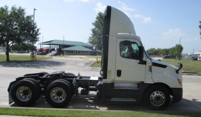 
								Used 2020 Freightliner Cascadia 126 Day Cab in Houston Texas full									